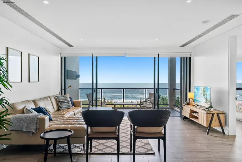 Beach Chalet 7 - Coastal Bliss at Sunrise Beach - Image 1