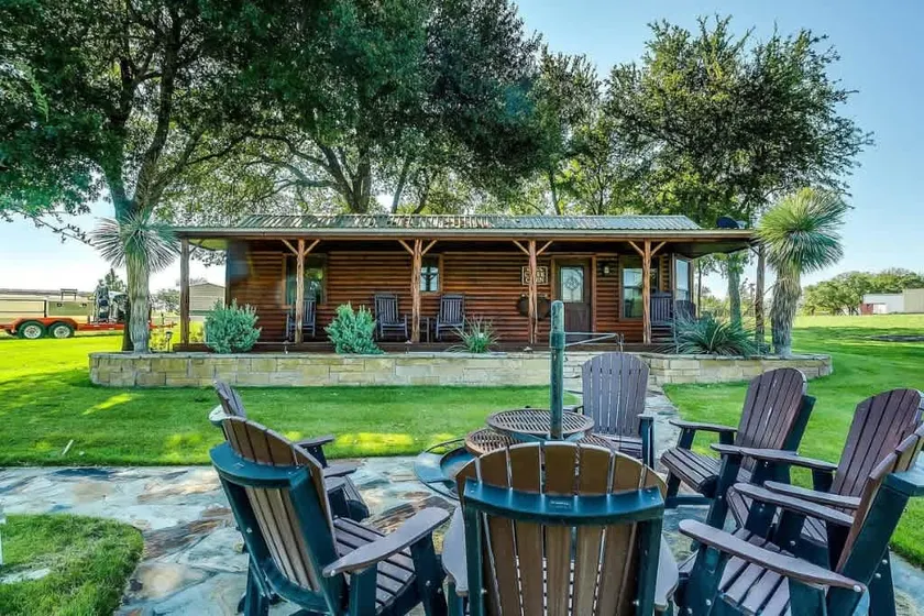 Secluded Cabin in Weatherford! - Image 1
