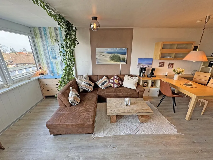Beach Center Vacation Rental - Image 1
