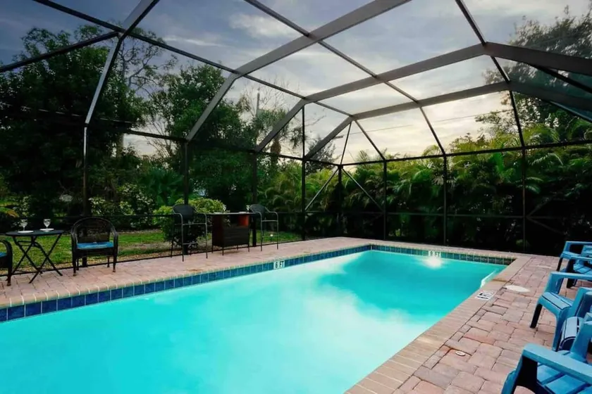 Gorgeous private Pool-Walk to Stunning Beach! os - Image 1