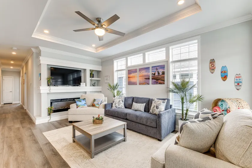 Furnished Screened Porch: Baypoint Resort Home! - Image 1