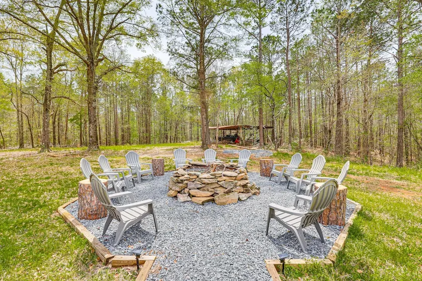 Fall & Football Vibes: Titus Retreat w/ Game Room - Image 1