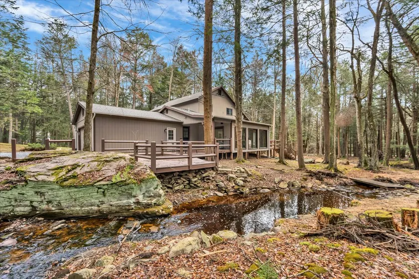 Riverside Escape | FirePit | Patio | Hot Tub - Image 1