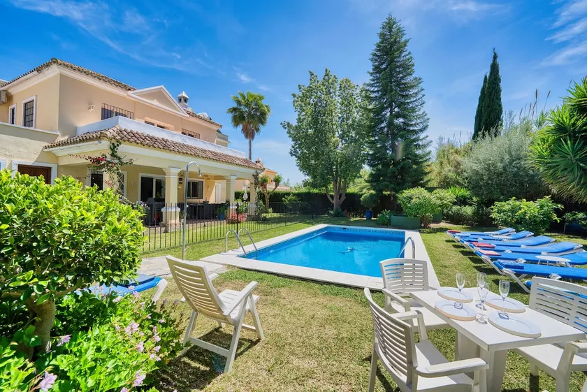 Villa familiale piscine chauffée wifi haut débit Netflix Tennis - Image 1