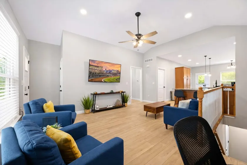 Spacious home close to Churchill Downs w/ parking! - Image 1