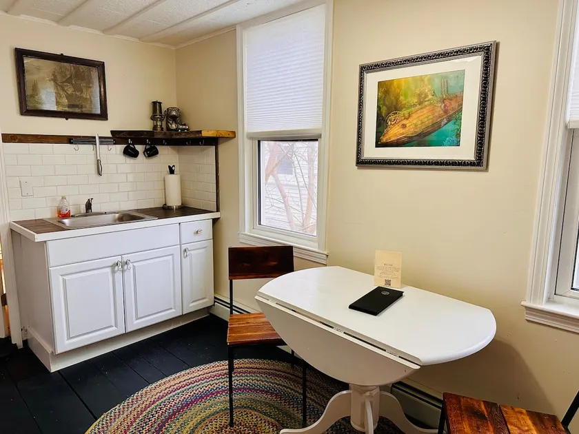 Walkable near downtown 1 Bedroom - Image 1