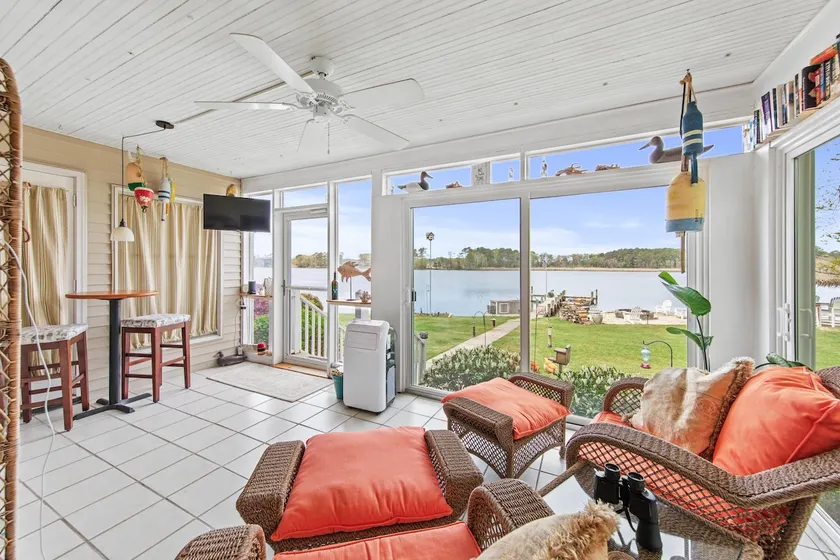 Creek Suite - Image 1