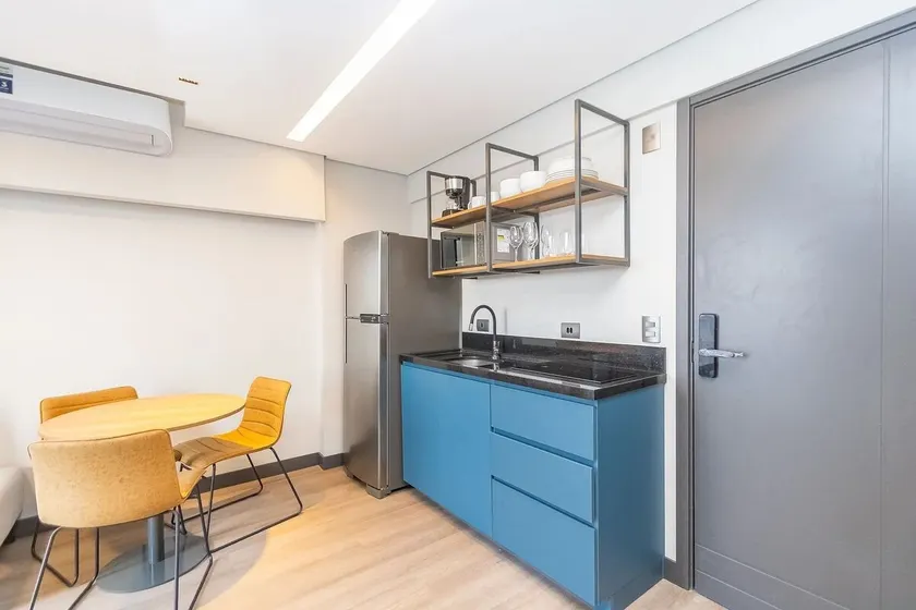 2 bedroom apartment, new, near hospitals and markets - Image 1