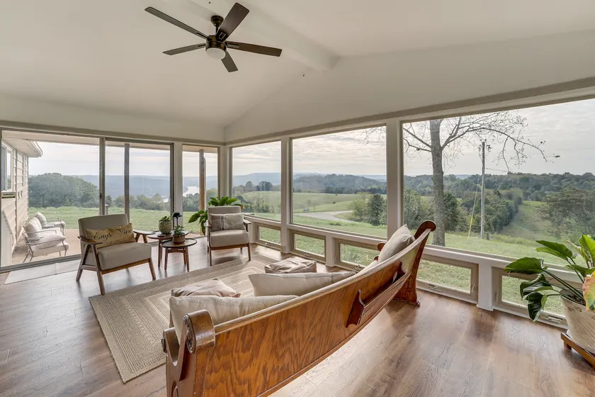 1 Mi to Table Rock Lake: Home w/ Furnished Patio! - Image 1