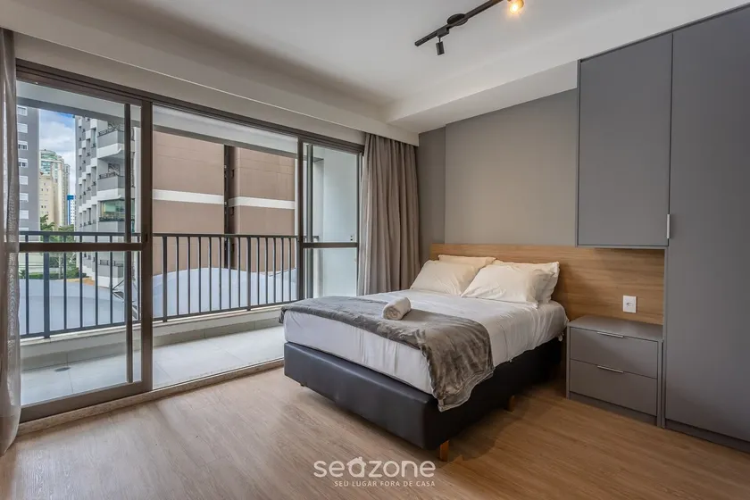 Charming Studio 550 m From Brooklin Subway Atb2014 - Image 1