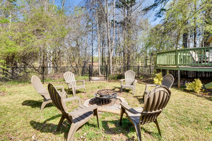 Bike, Hike & Unwind at Doodle Trailside Retreat - Image 1