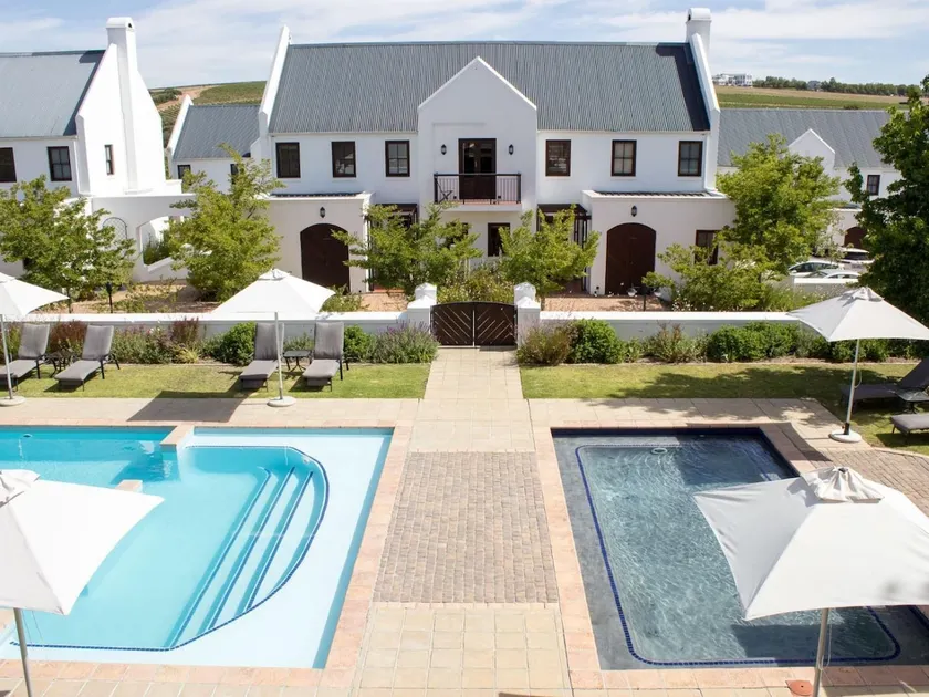Winelands Golf Lodges 29 - Image 1