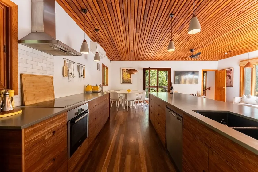 Stirling Creek Cottage - Image 1