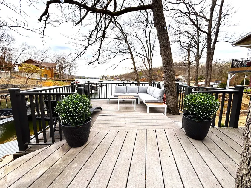 On Lake Time! Private Dock with Private Slip! - Image 1