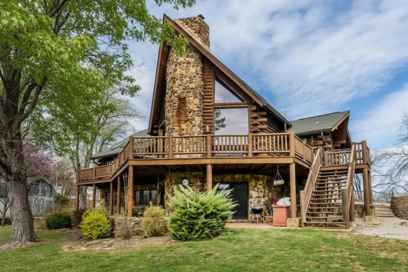 Luxury Log Cabin w/ Beach & Dock • Sleeps 12 - Image 1