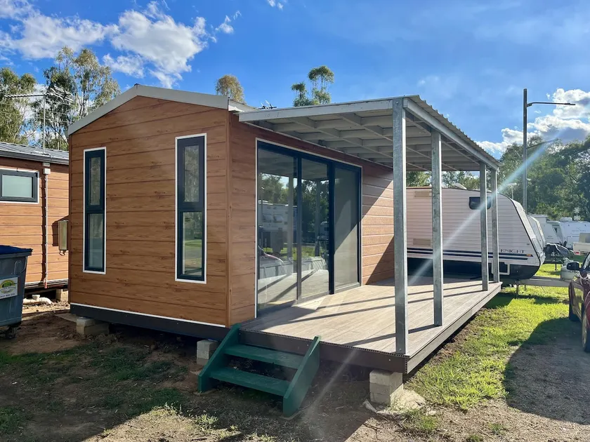 Small Budget Cabin - Image 1