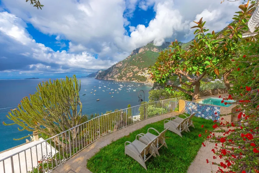 AMORE RENTALS - Villa Le Sirene with Private Swimming Pool, Sea View and Breakfast - Image 1