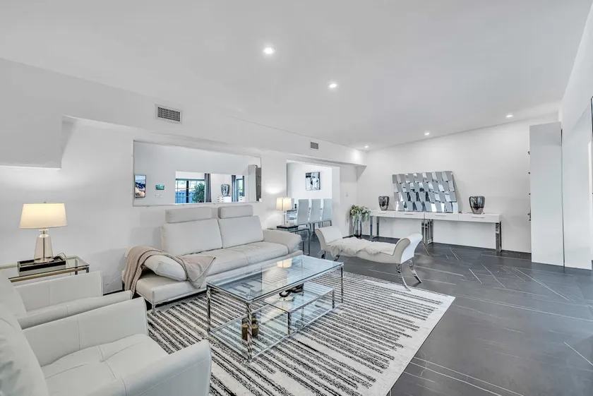 Family Vacation Home - Image 1