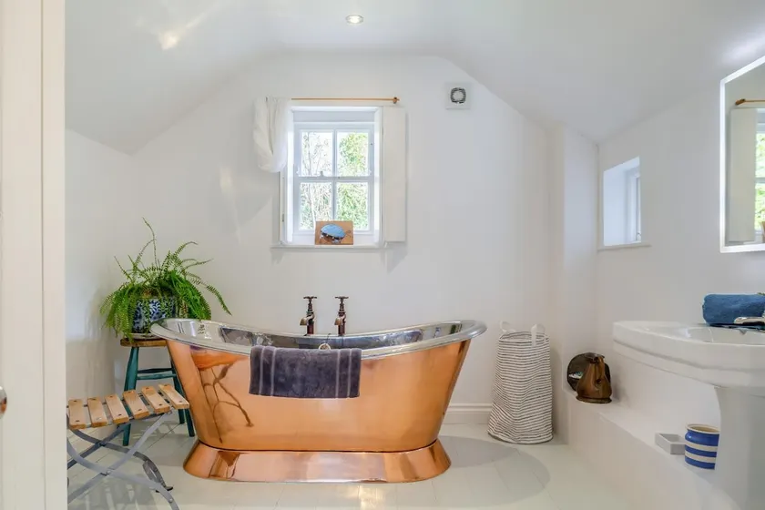 3 Bed in St. Teath oc-r31945 - Image 1