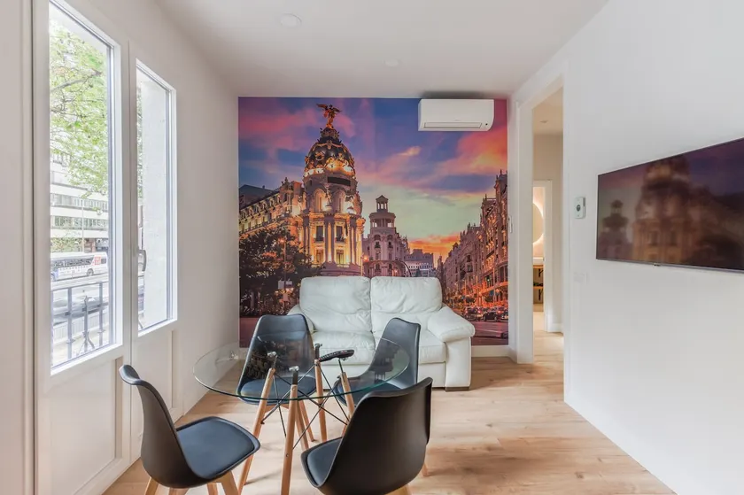 Bright modern - 3Bedrooms 3Bathrooms -Salamanca - Image 1