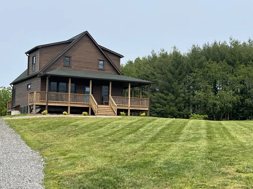 New! Alum Ridge Retreat by BMG - Image 1