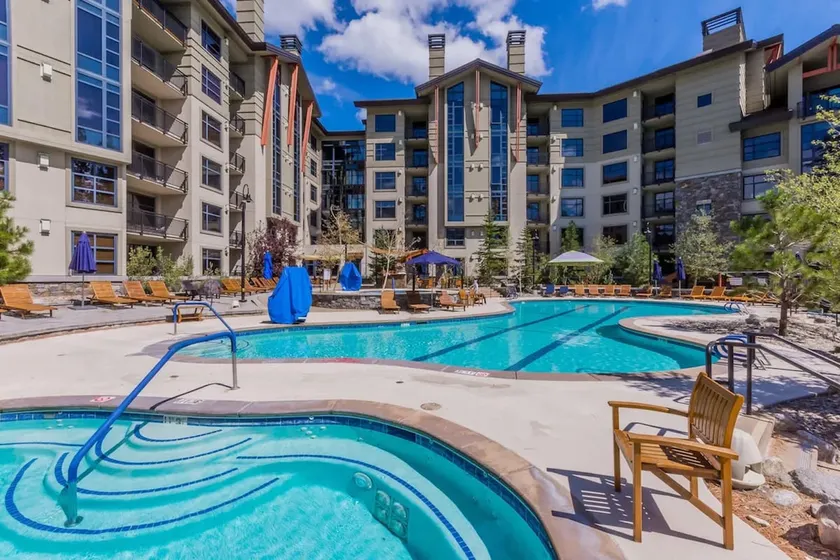 2 BDR Resort Condo with Pool, & Mountain Views! - Image 1