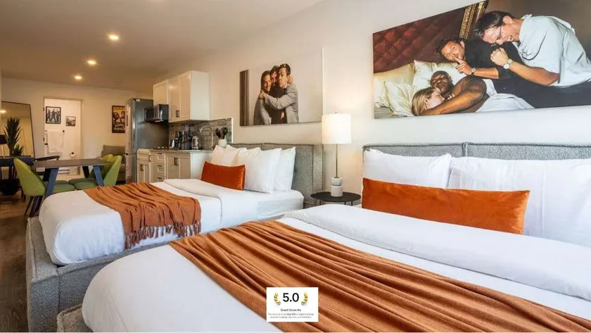Charming Stay-3 min walk to metro - Image 1