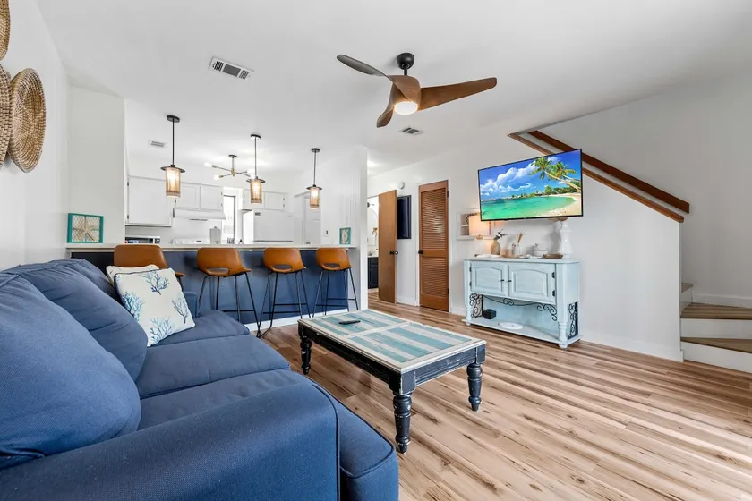 Okaloosa Island Access #1 Bumble Beech Townhouse - Image 1