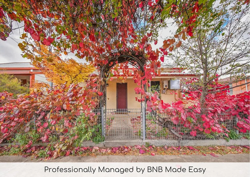 Coachman's Cottage - Cosy Charm, Pets Welcome - Image 1