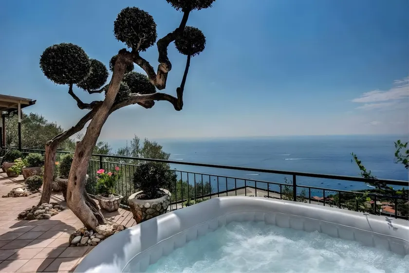 Ulivello House Sea View - Image 1