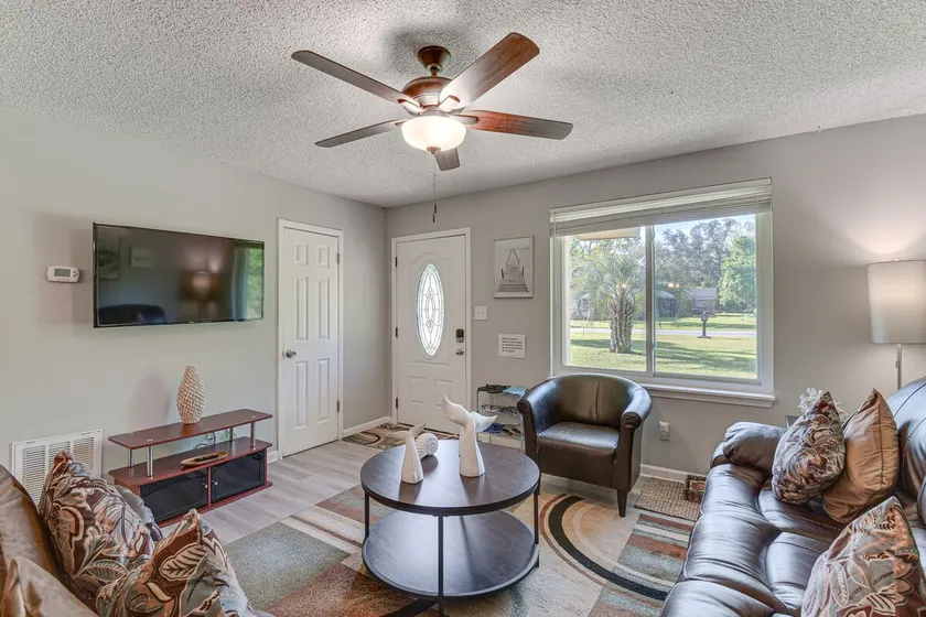 11 Mi to Beaches: Peaceful Foley Home w/ Yard - Image 1