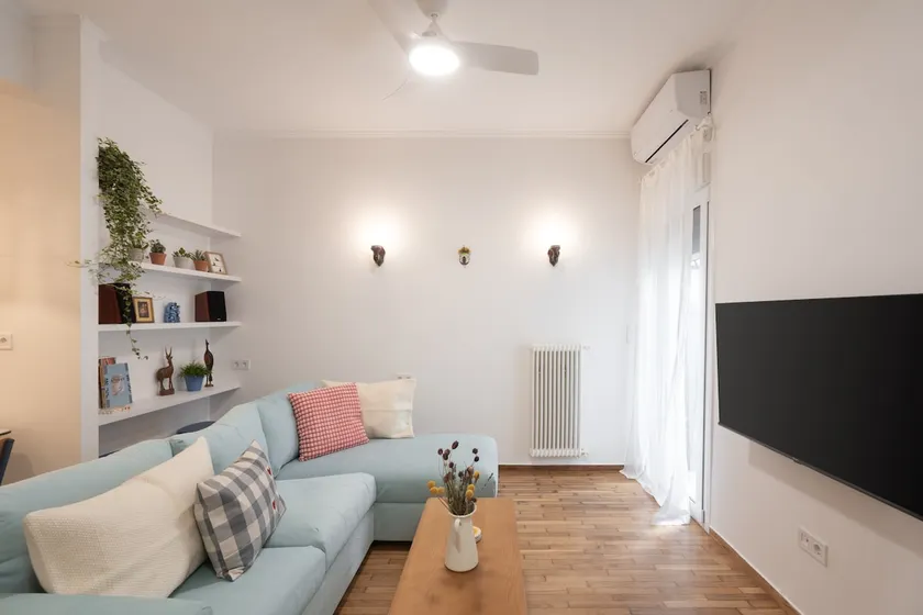1BR Next to Metro Modern Comfort - Image 1