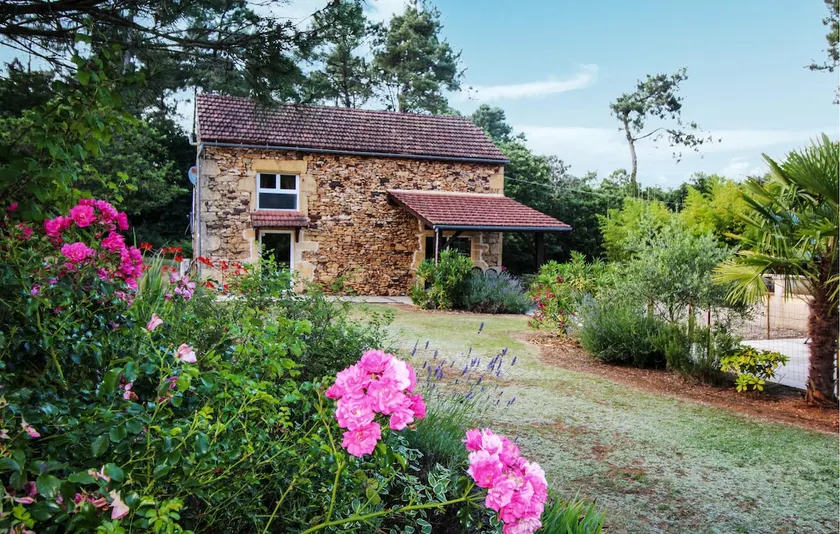Awesome home in Montcabrier - Image 1