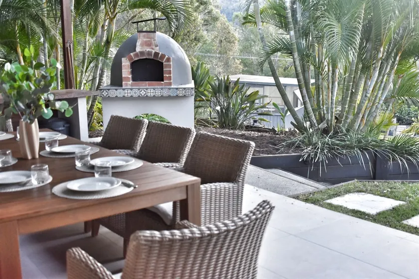Farm Hinterland Hideaway | Pool | Wood Pizza Oven - Image 1