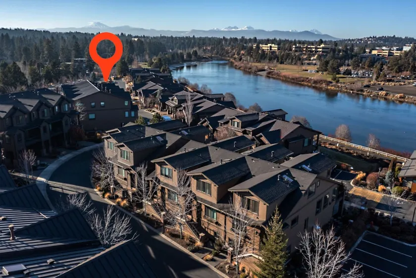 Best Location in Bend | Deschutes River & Old Mill - Image 1