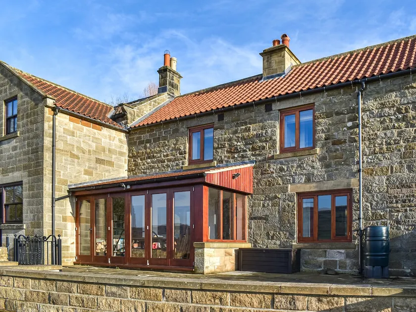 Dandelion Cottage - Image 1
