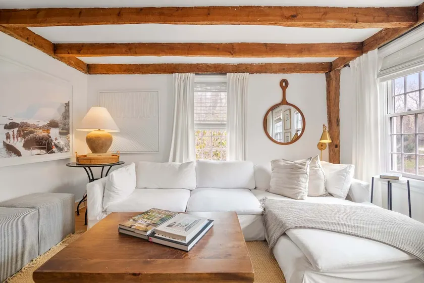 Renovated Cozy Cabin 5 Min to Beach! - Image 1