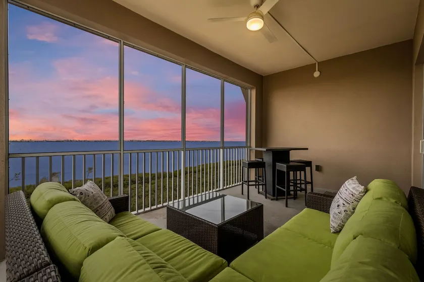 Bradenton Retreat-Pool Stunning Views & More - Image 1