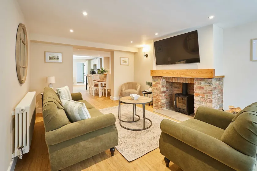 Host & Stay - Ginger Bread Cottage - Image 1