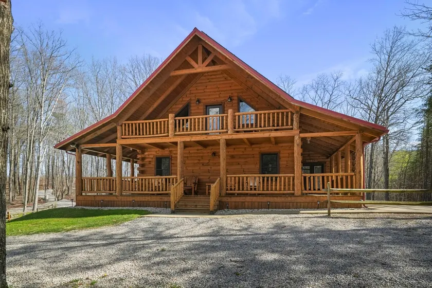 Whispering Oaks | Secluded 100 Acres, Game Room - Image 1
