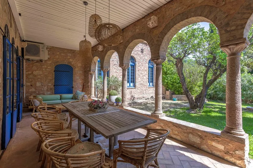 Manoir de Duke II - pool, patio, air conditioning, parking - Image 1