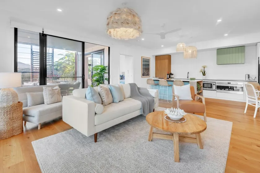 Birdsong Beach Retreat - Newly Built - Image 1