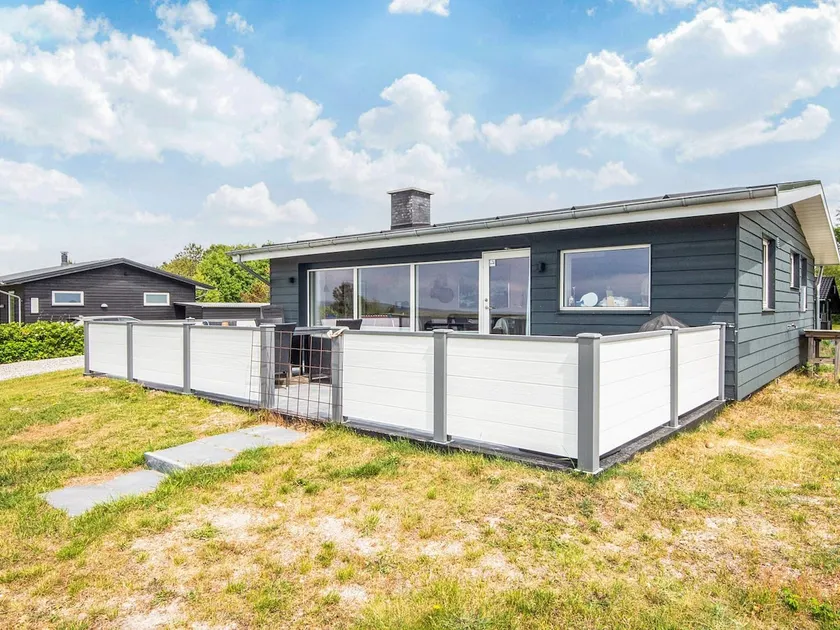 8 person holiday home in Ebeltoft-By Traum - Image 1