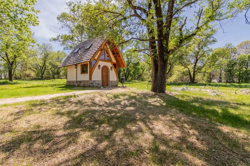 Experience a Regenerative Farm in a New Tiny Home - Image 1
