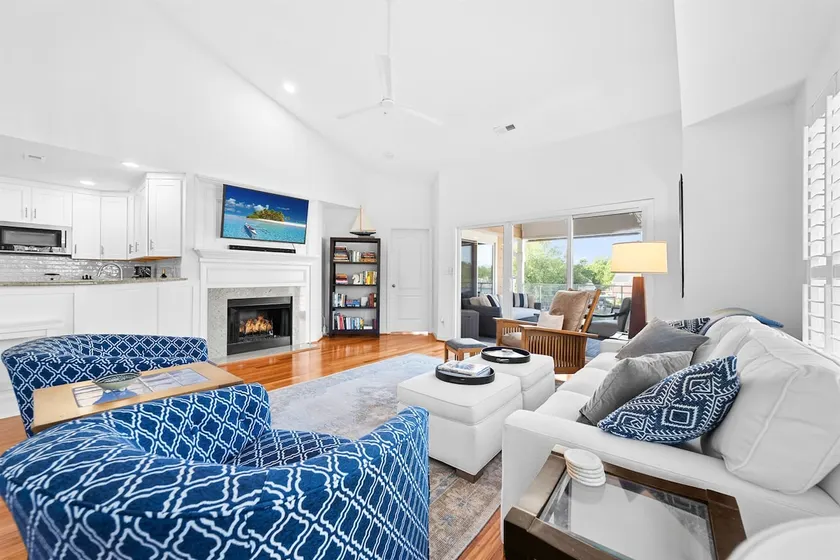 Lakeview Penthouse on Lake Norman - Image 1