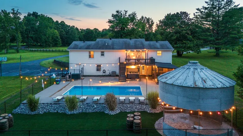 #LuxBourbon-*Heated Pool, HotTub, Firepit,Gameroom - Image 1