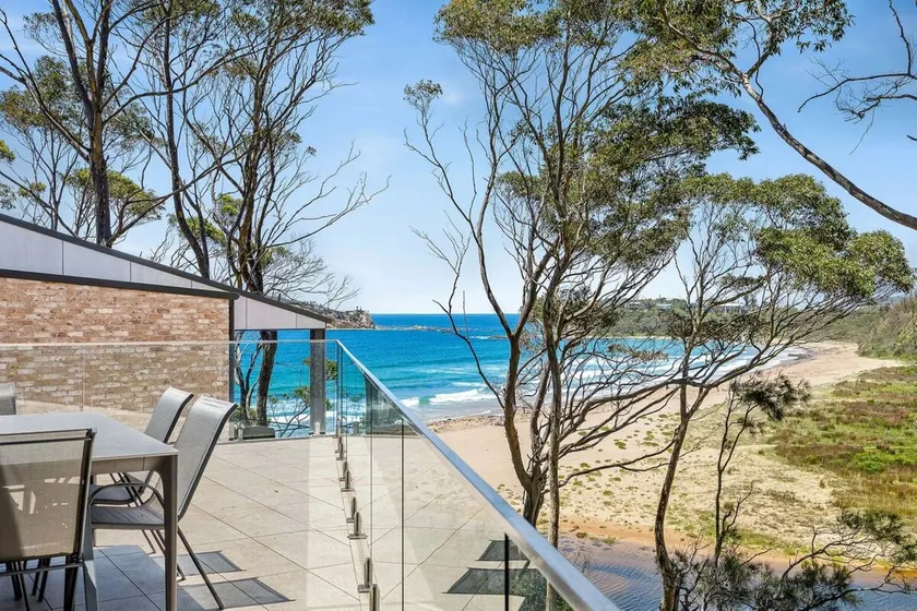 Architectural Beachfront Escape Yowani House - Image 1