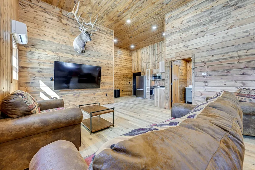 Hunt, Fish & Boat: Northwoods Hideaway - Image 1