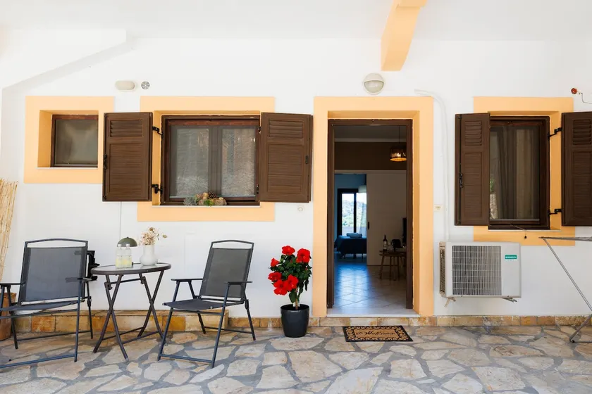 Breathing Apartment - Image 1