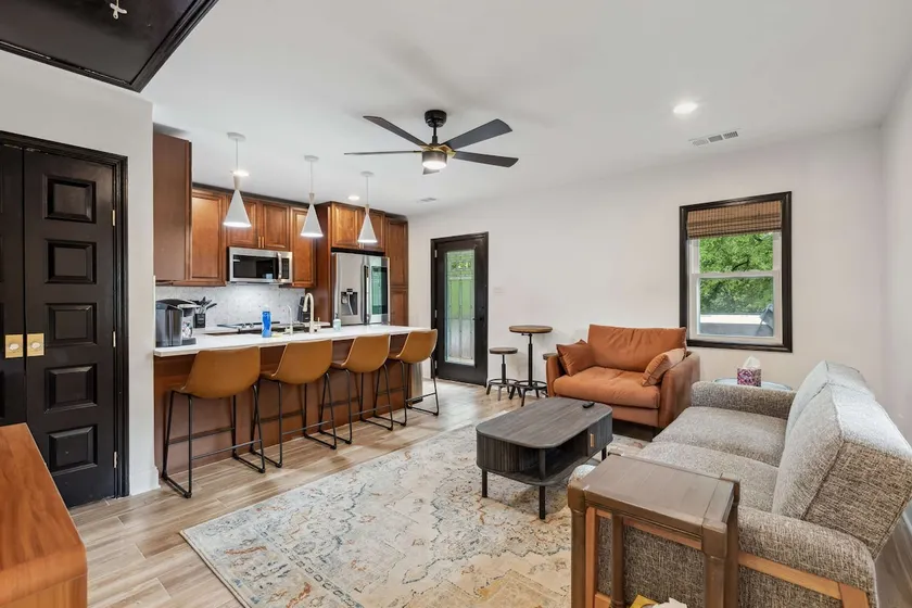McLean Manor w/Hot Tub (Guest House) - Image 1